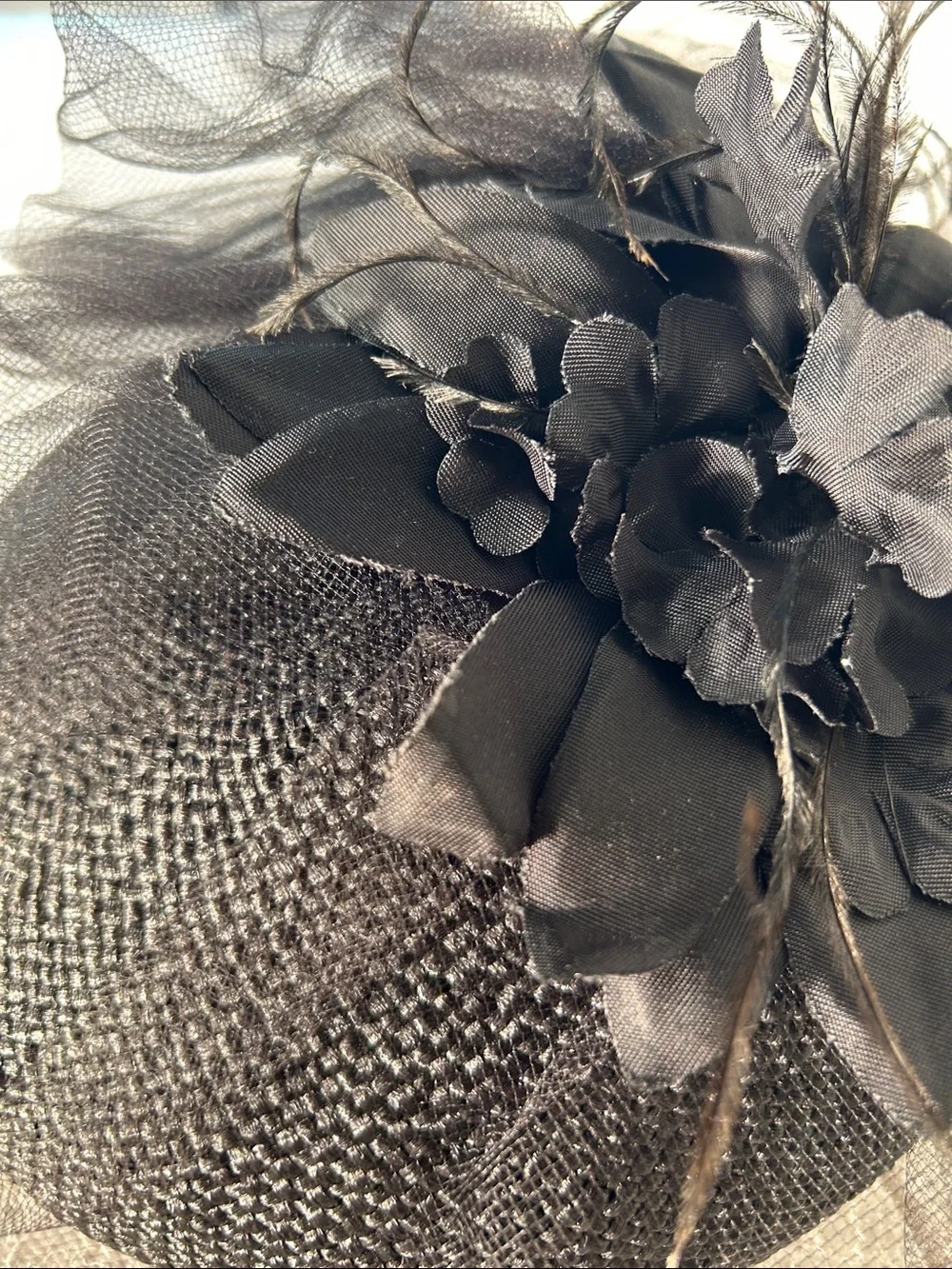 Fedoria Vintage Black Veiled Fascinator Hat Floral Accent Formal 40s -60s Derby